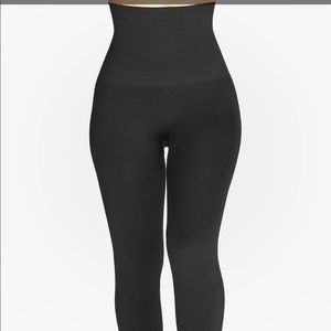 Belly Bandit Mother Tucker Leggings